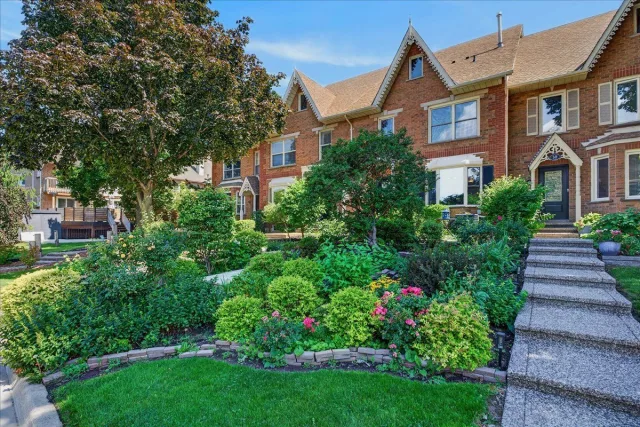 52 Sunvale Place, Hamilton, ON L8E 4Z7 - Sale - X13714880
