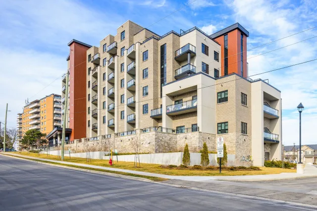 30 Hamilton Street S 313, Hamilton, ON L0R 2H6 - Sale - X13720208