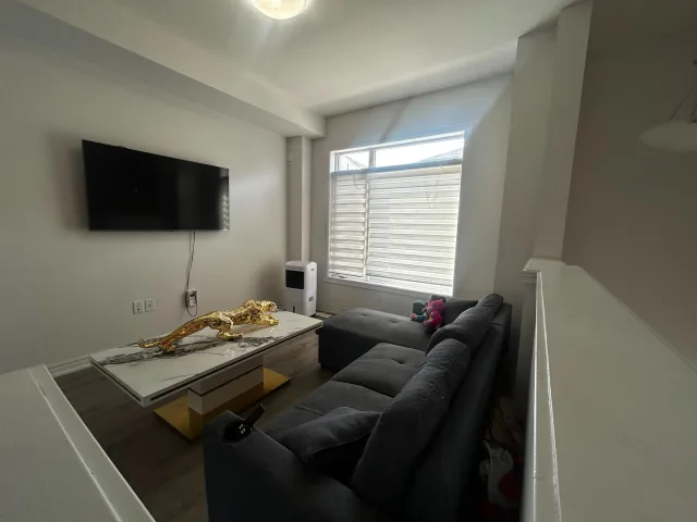 575 Woodward Avenue 28, Hamilton, ON L8H 6P2 - Rent - X13722146
