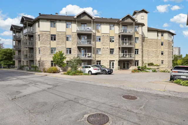 1201 Ohio Street 107, Billings Bridge - Riverside Park and Area, ON K1H 0A1 - Sale - X13795288
